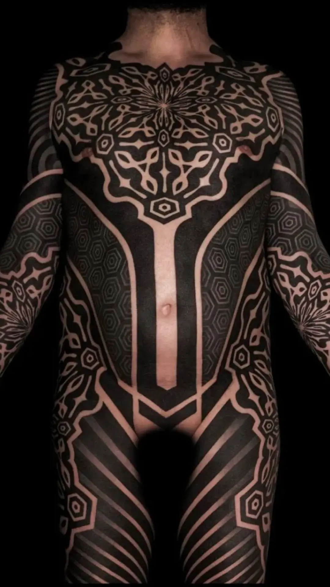 Black Symmetry / @blacksymmetry